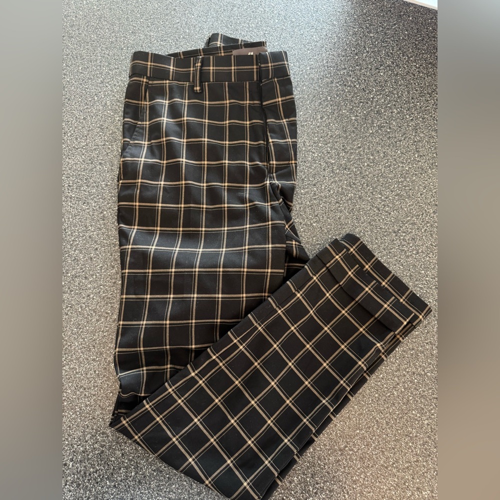 H&M Checkered Skinny Fit Pants